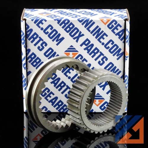HUB, LATE, LAND ROVER LT230